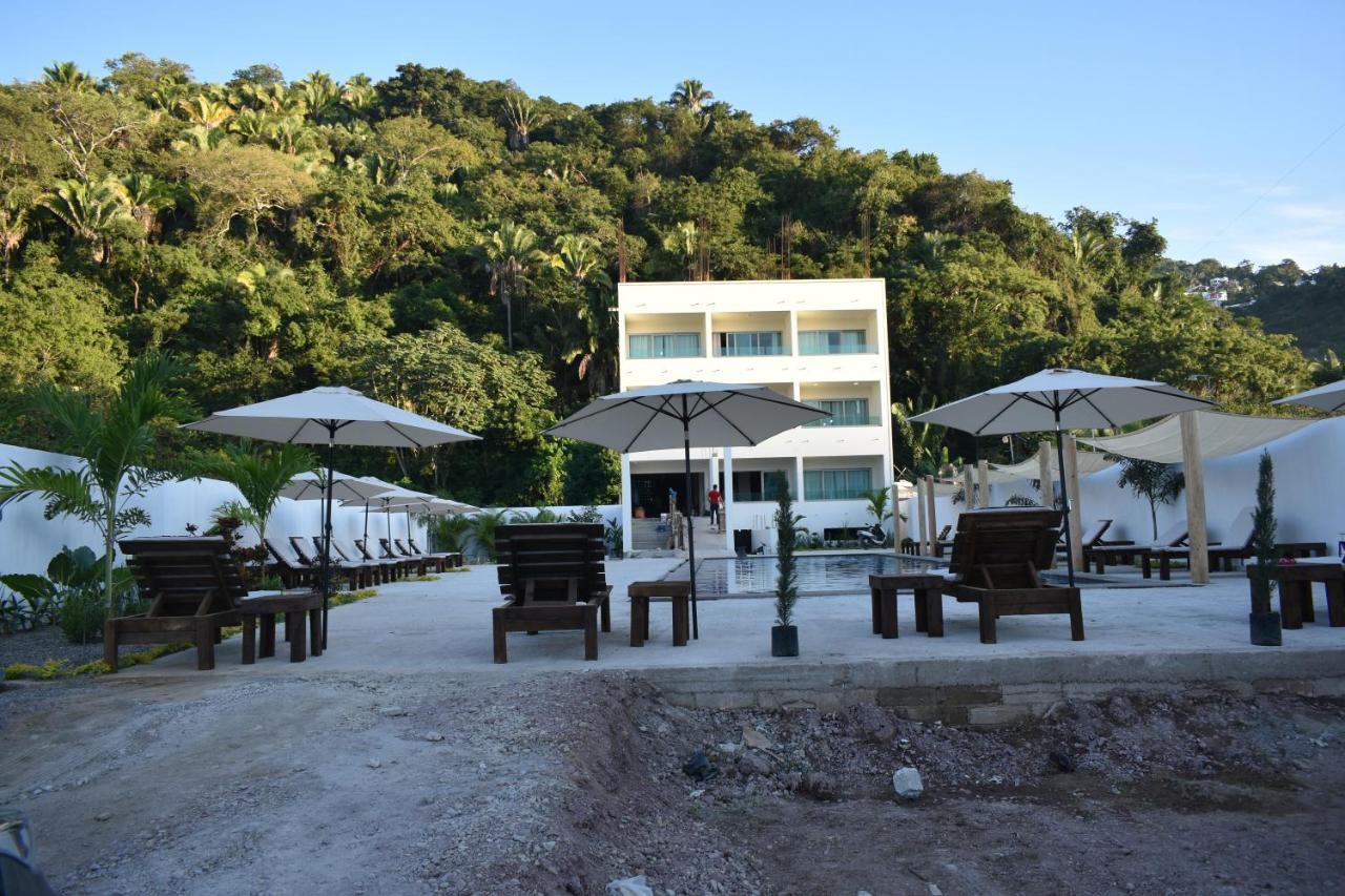 Hotel Malaki Los Ayala Esterno foto